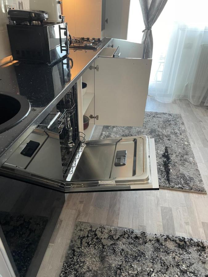 Iany Residence Năvodari Zewnętrze zdjęcie